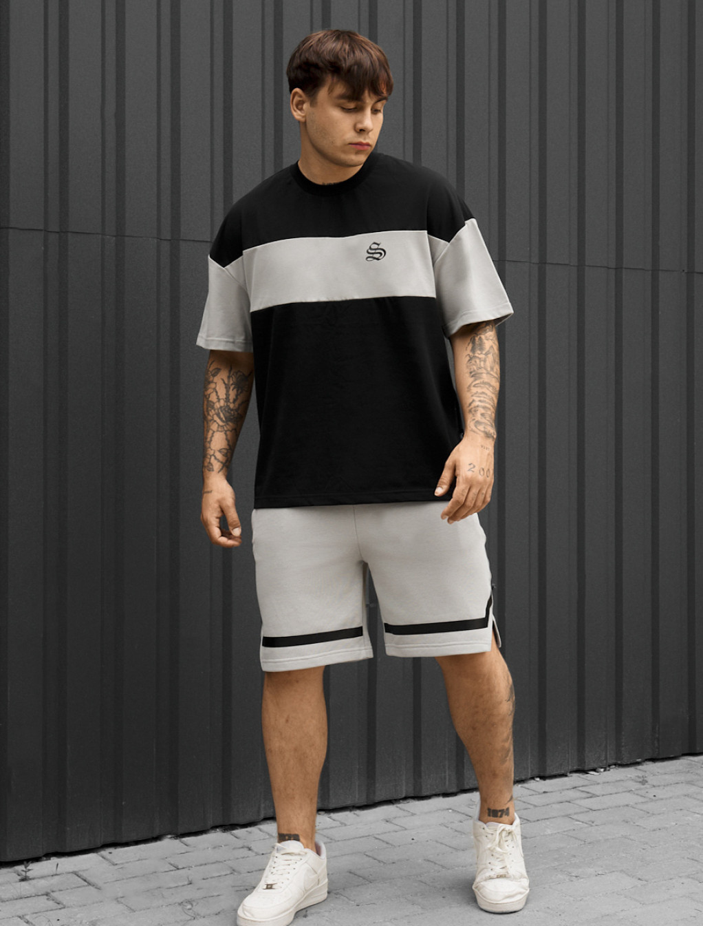 Komplet koszulka + spodenki Staff ft black & light gray oversize