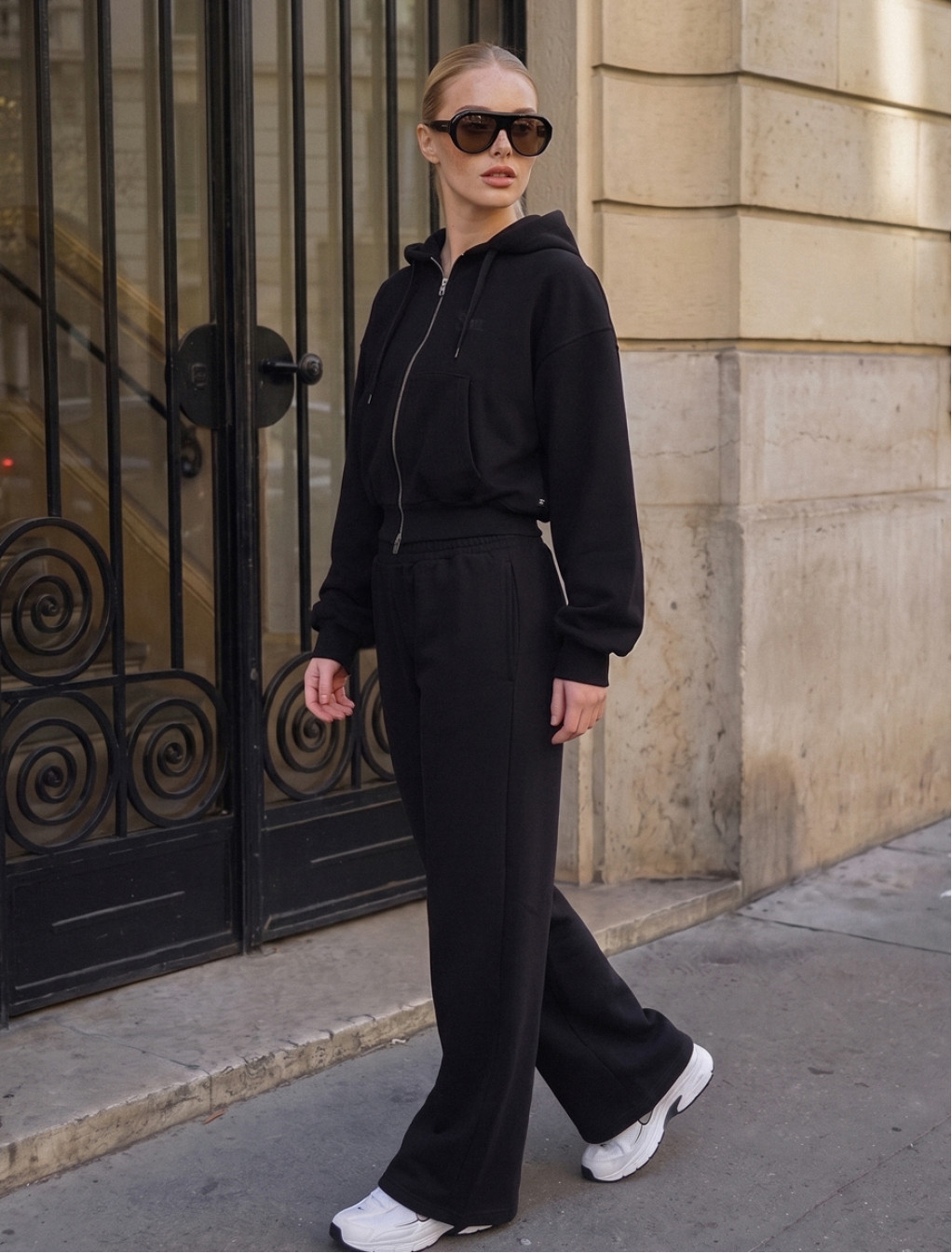 Dres Staff zip logo black oversize fleece