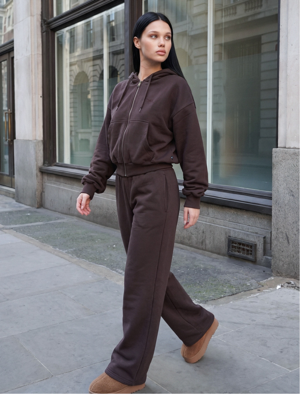 Dres Staff zip logo brown oversize fleece