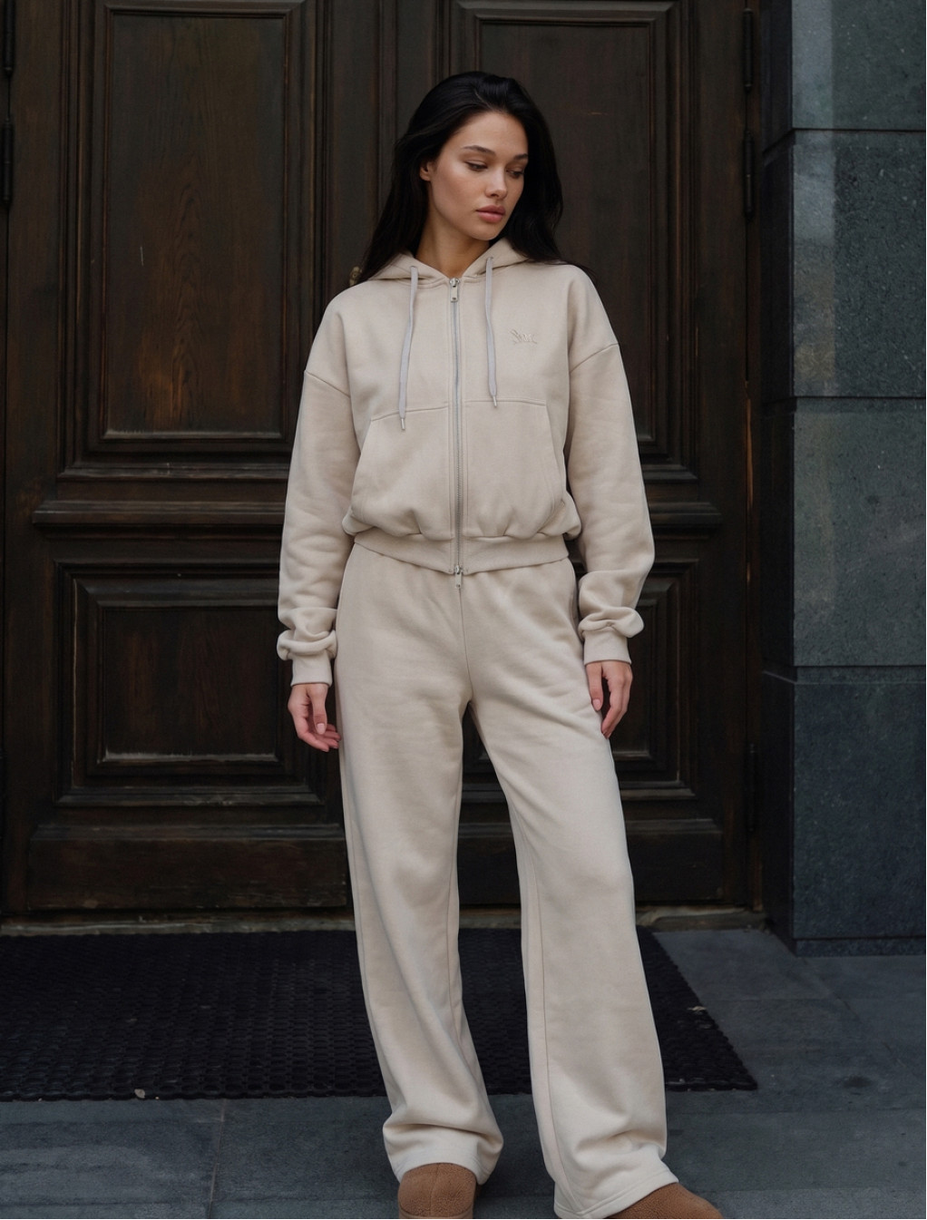 Dres Staff zip logo light beige oversize fleece