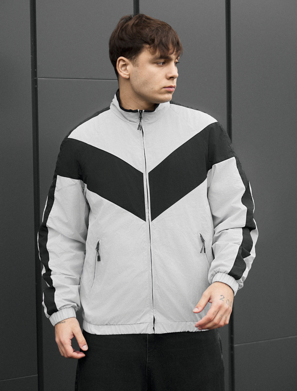 Wiatrówka Staff jex light gray & black