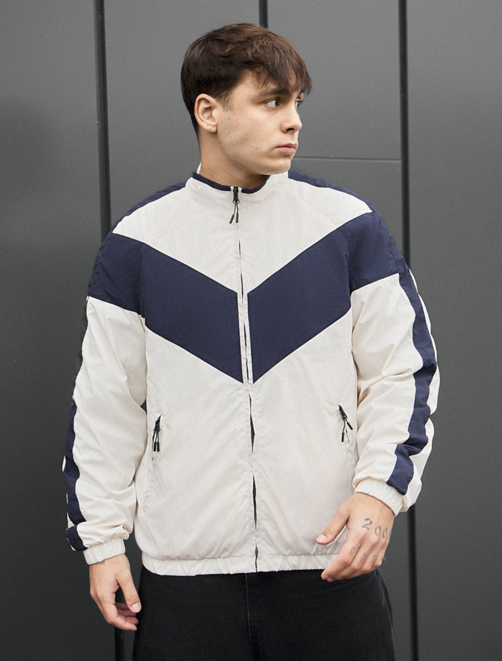 Wiatrówka Staff jex milk & navy