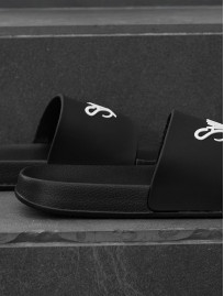 Kapcie Staff black logo2