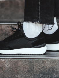 Buty Staff black