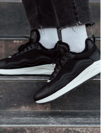 Zimowe buty Staff black (futro)