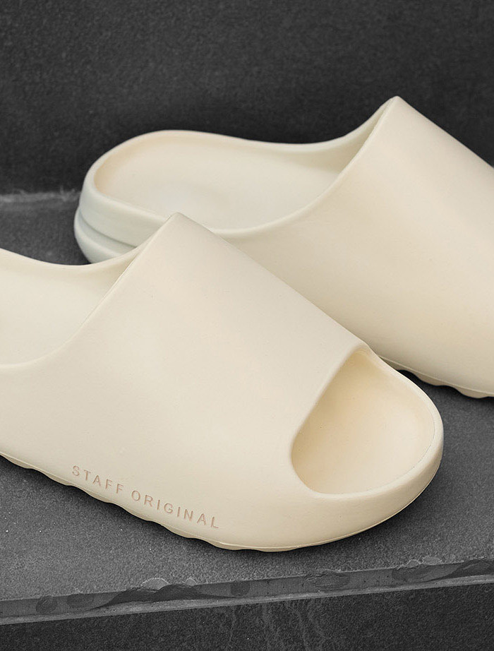 Kapcie Staff all beige