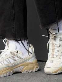 Sneakers Staff milk