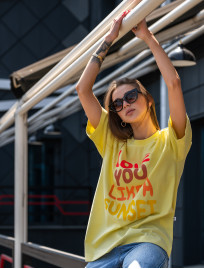 Damska koszulka Staff love you oversize