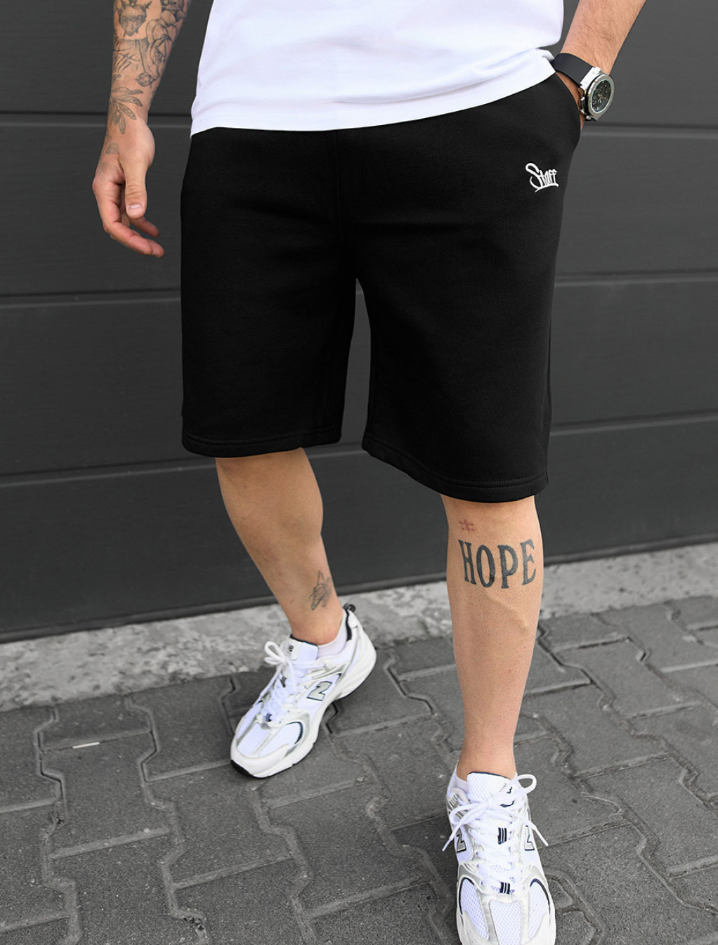 Spodenki Staff nes black logo