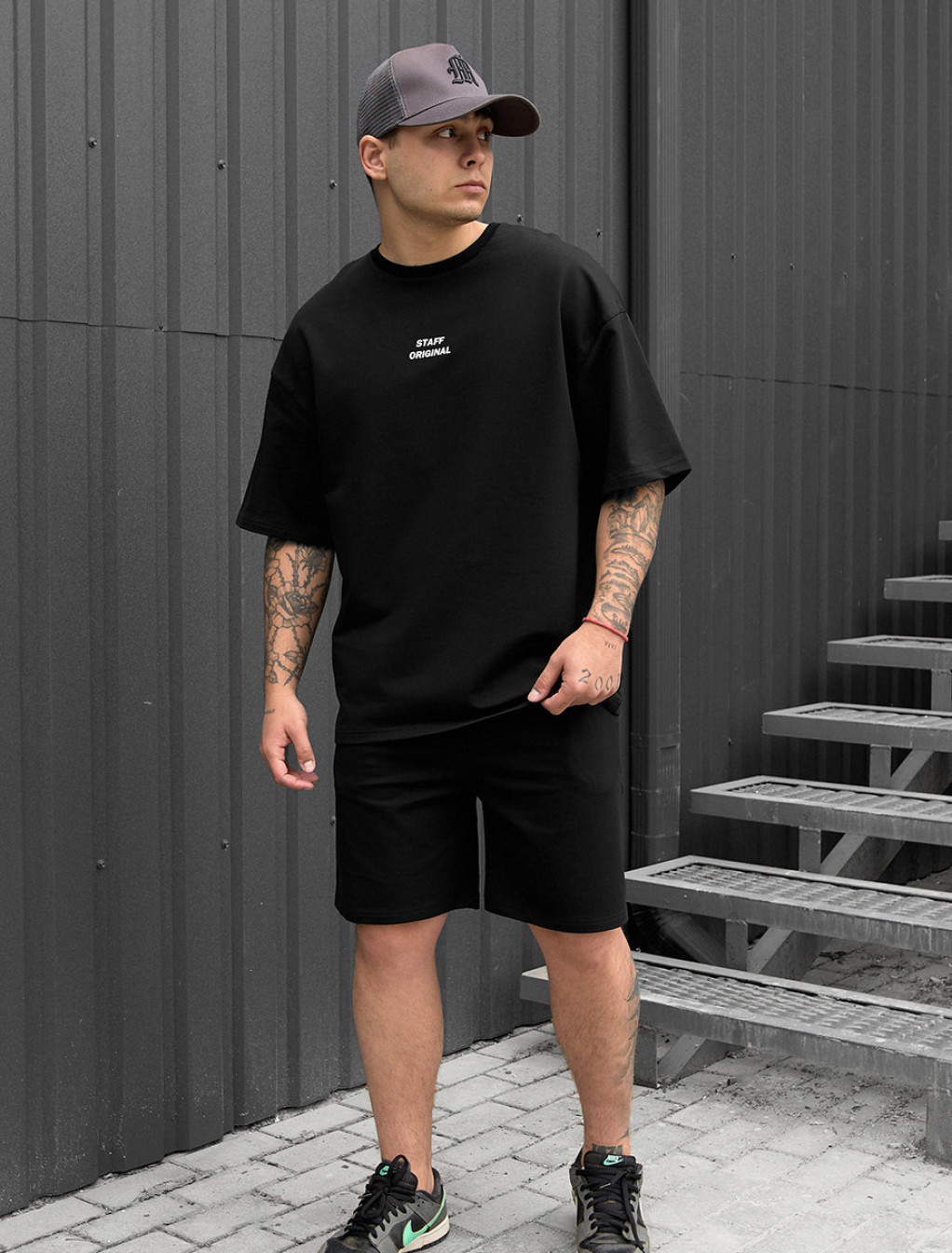 Komplet koszulka + spodenki Staff no black oversize