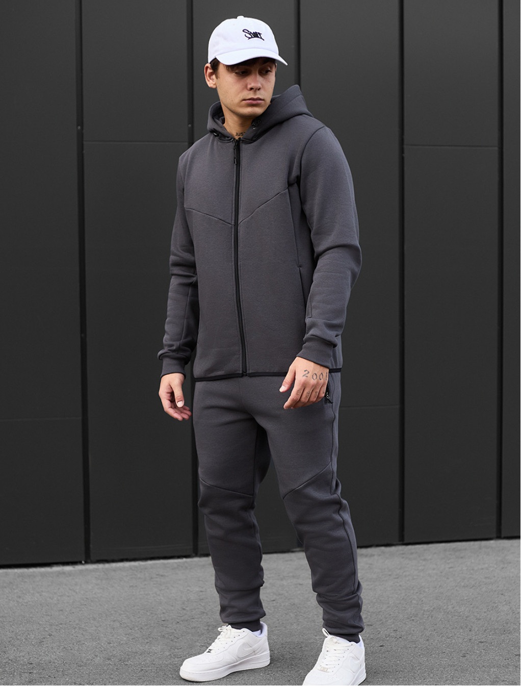 Dres Staff ni gray fleece