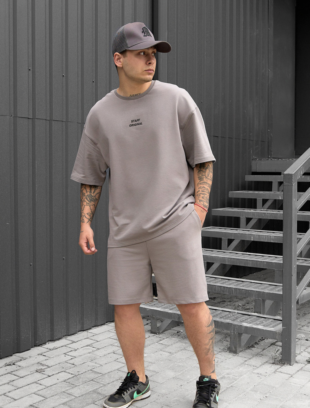 Komplet koszulka + spodenki Staff no gray oversize