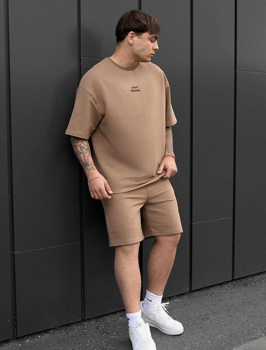 Komplet koszulka + spodenki Staff no brown oversize