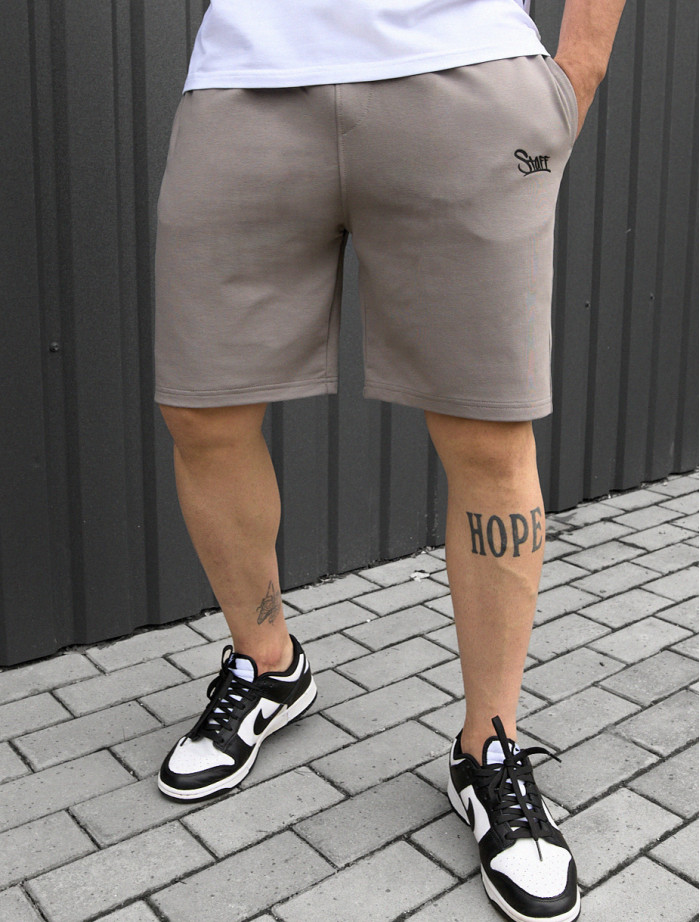 Spodenki Staff gray logo