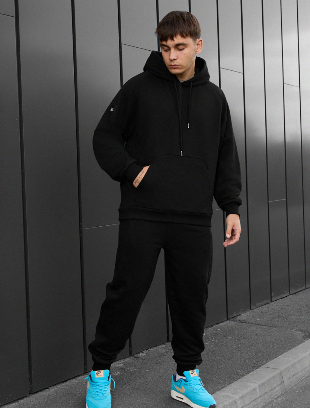 Dres Staff es black oversize