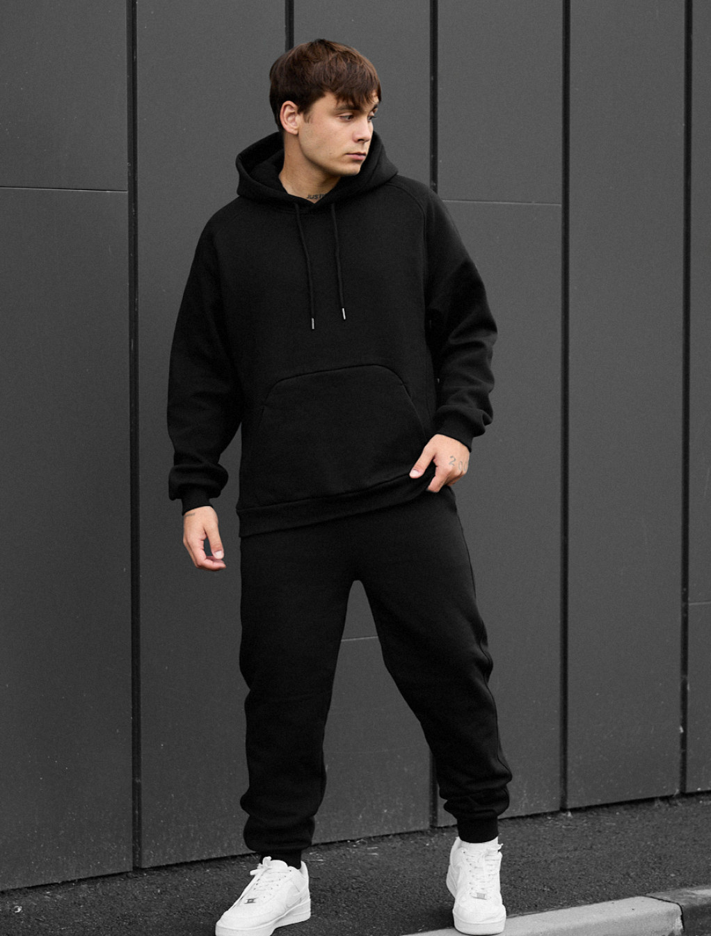 Dres Staff es black oversize fleece