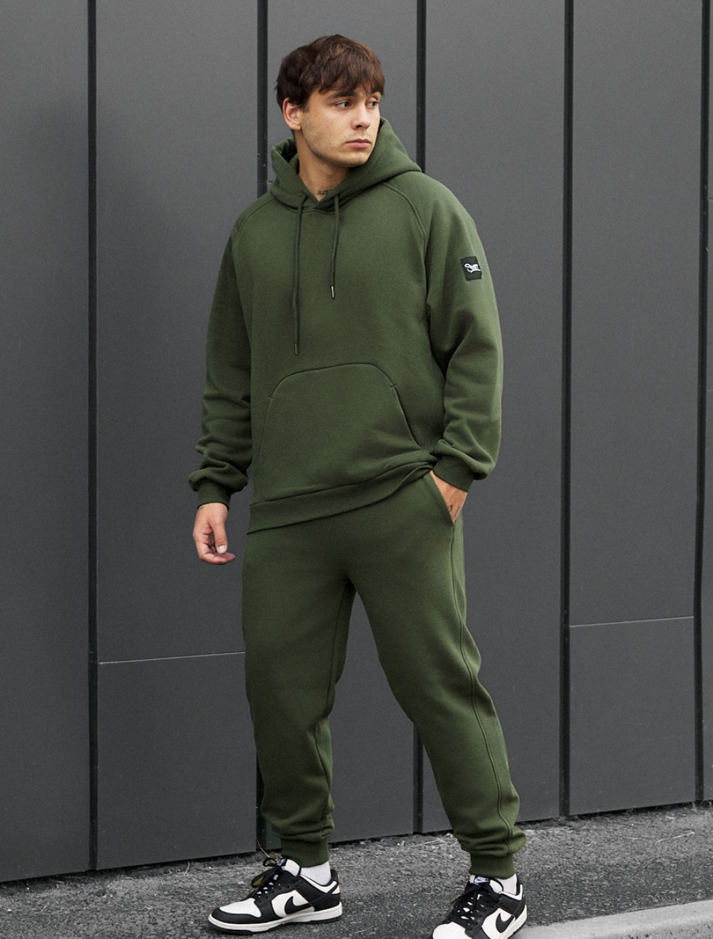 Dres Staff es khaki oversize fleece