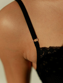 Biustonosz Staff em black