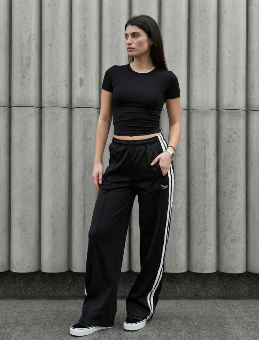 Spodnie Staff pat black