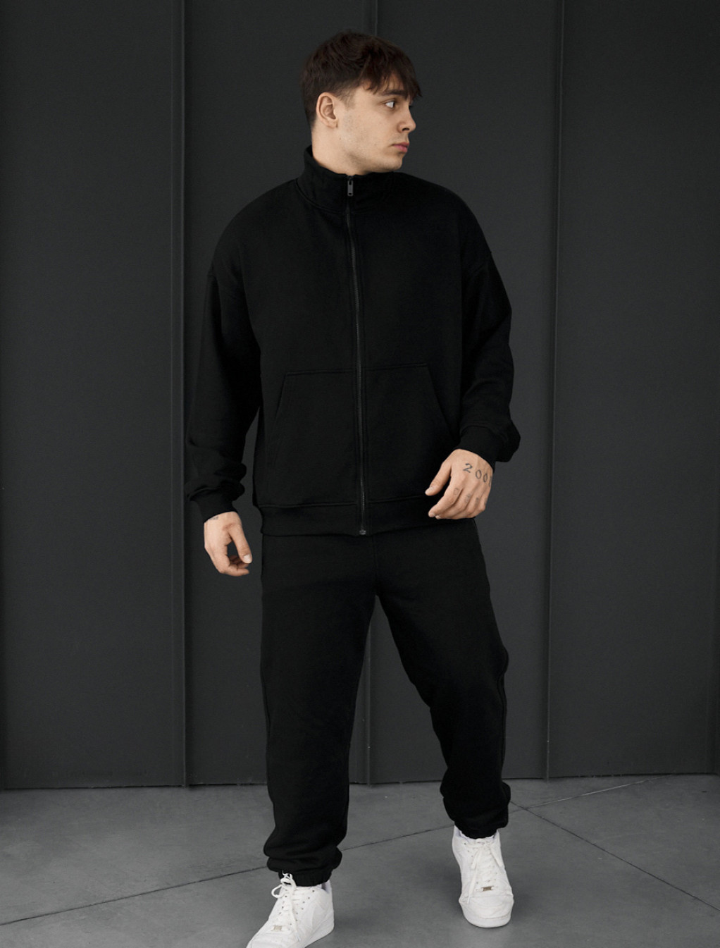 Dres Staff pa zip black oversize