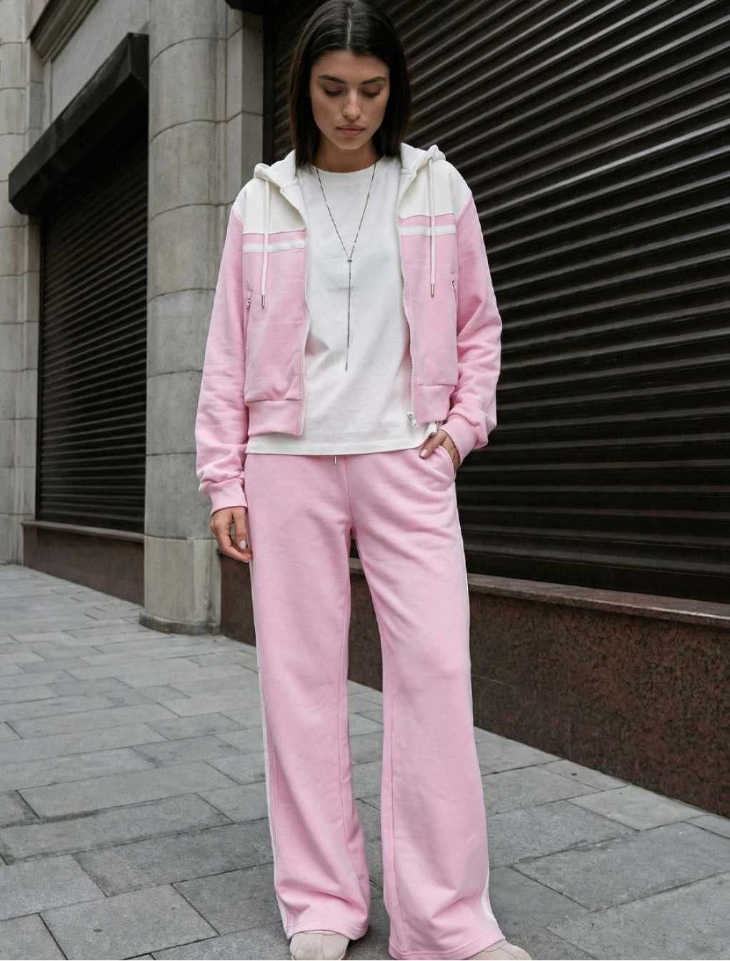 Dres Staff sa white & pink