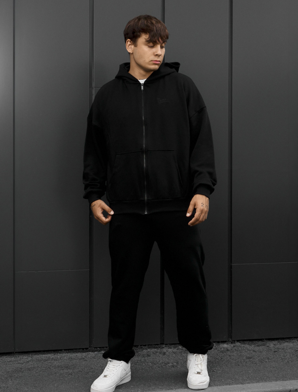 Dres Staff fin black oversize
