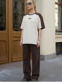 Koszulka Staff milk & dark brown oversize