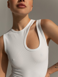 Body Staff lu white