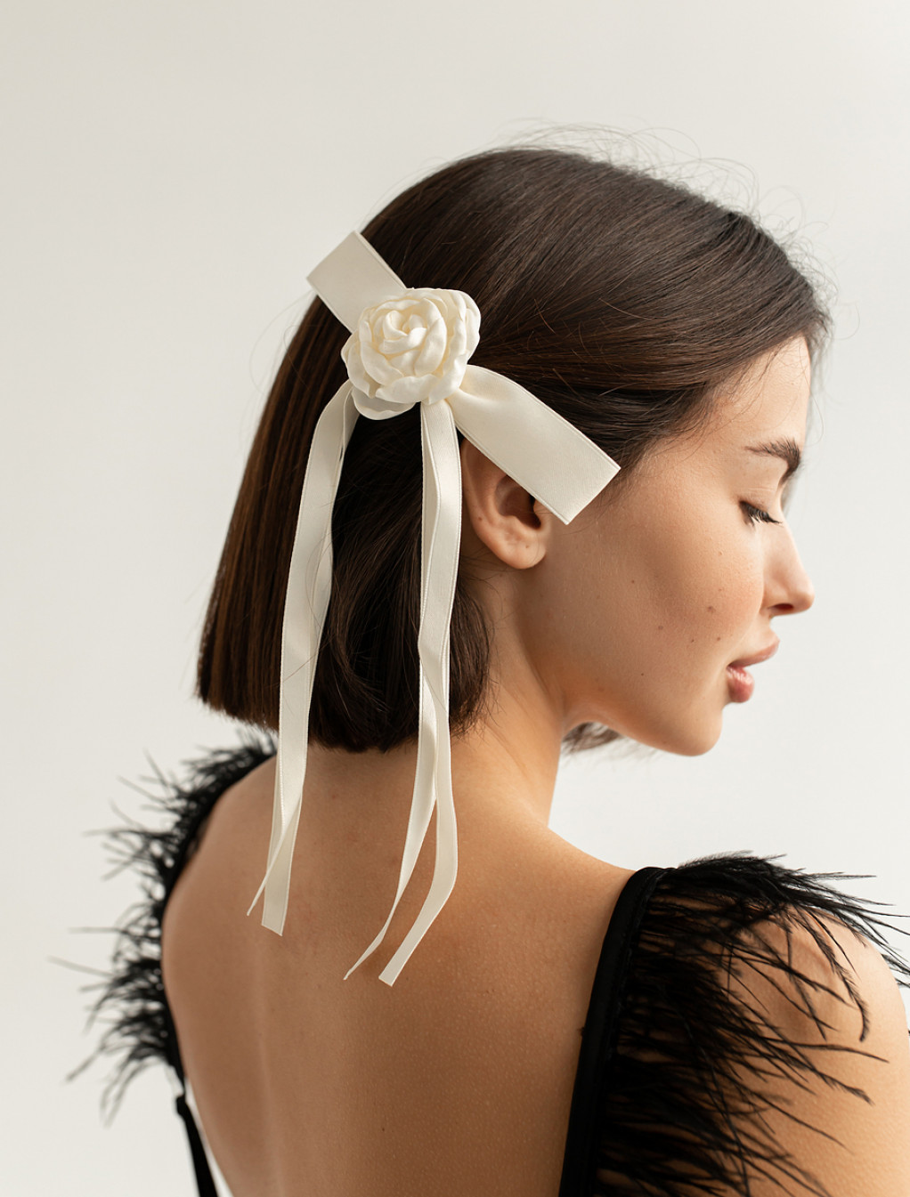 Spinka Staff white flower