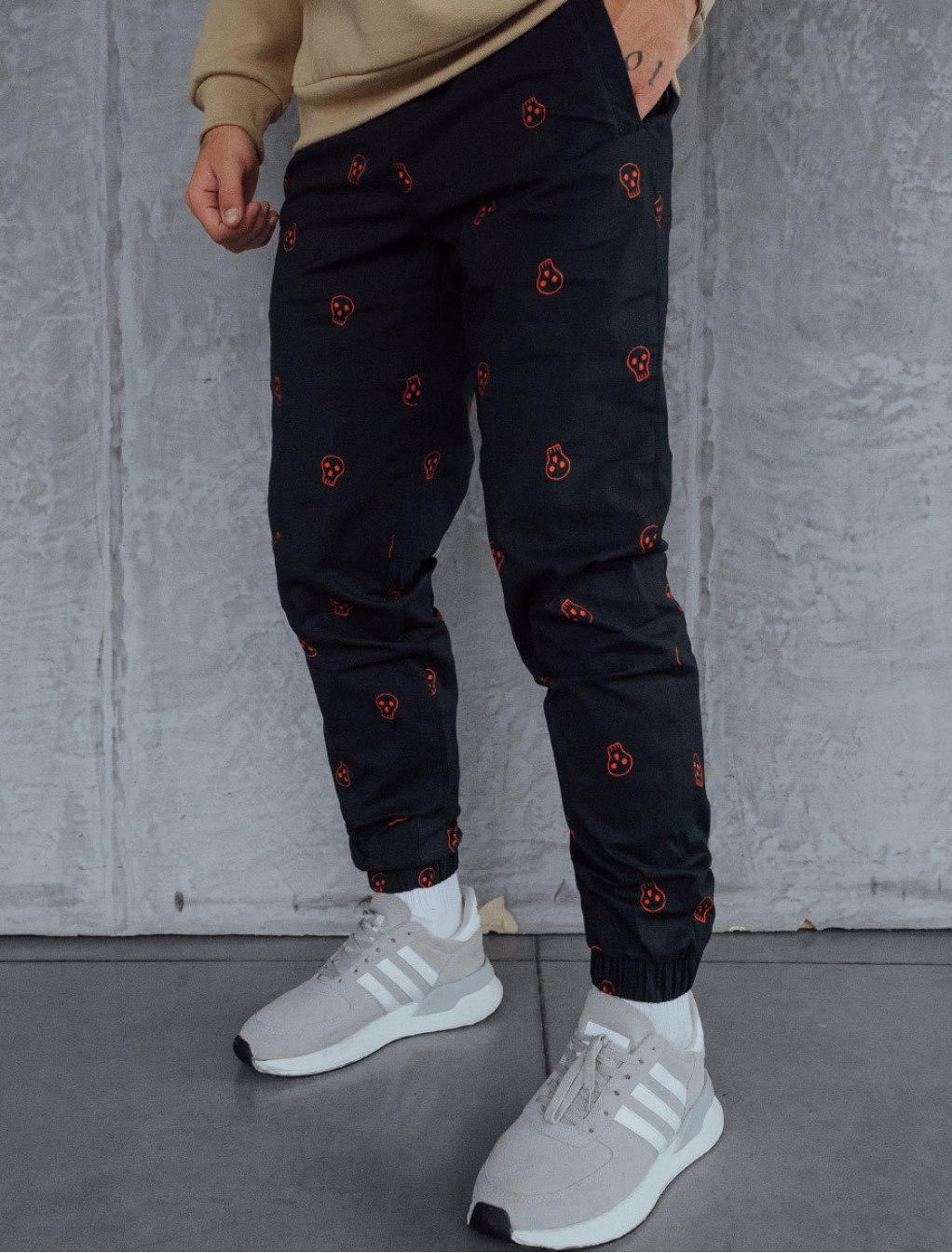 Joggery Staff skulls