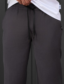 Spodnie chinos Staff pli dark gray