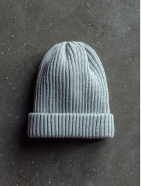 Czapka zimowa Staff long light gray