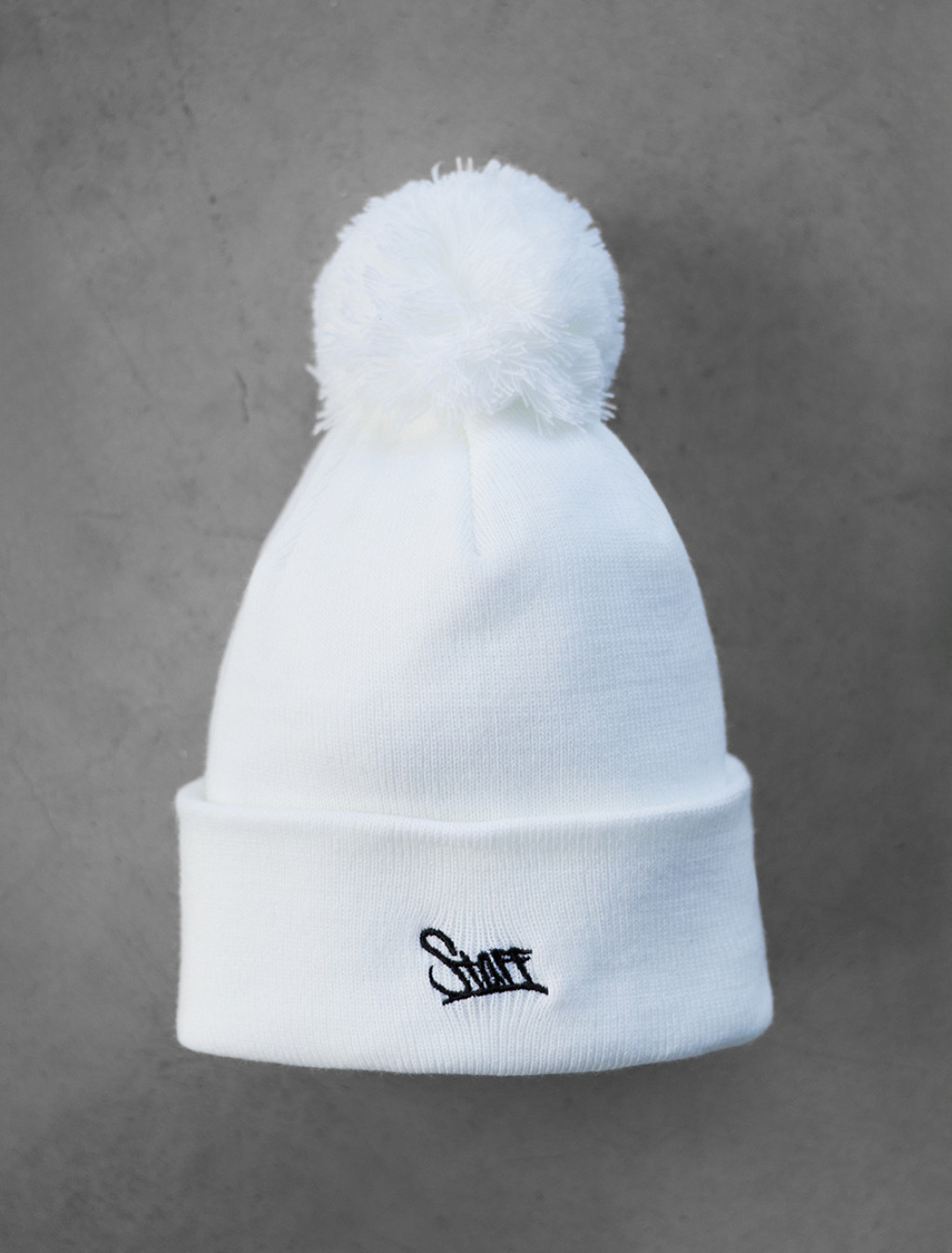 Czapka Staff logo white pompon