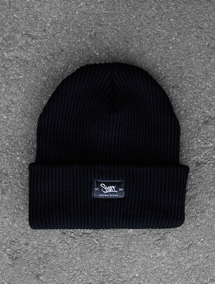 Czapka Staff m12 black logo basic