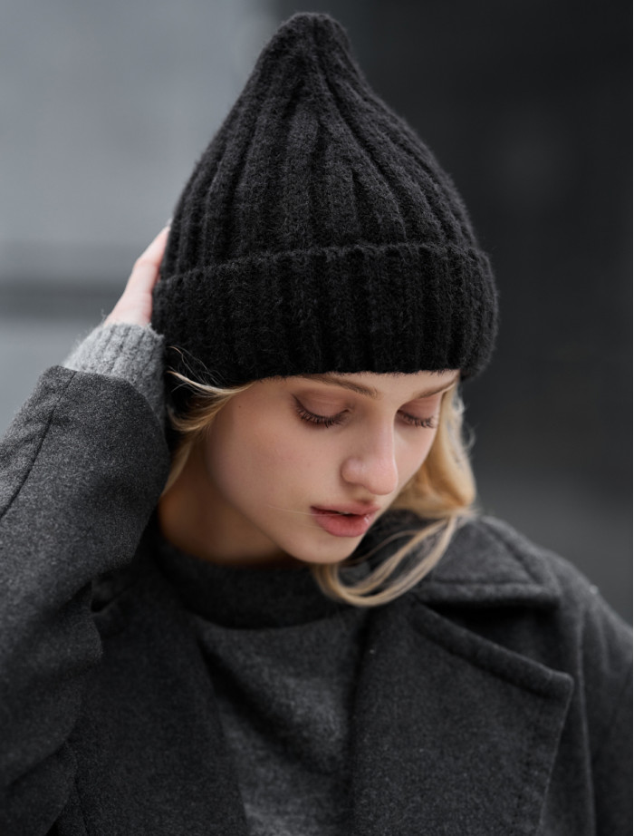 Czapka damska Staff 7 black