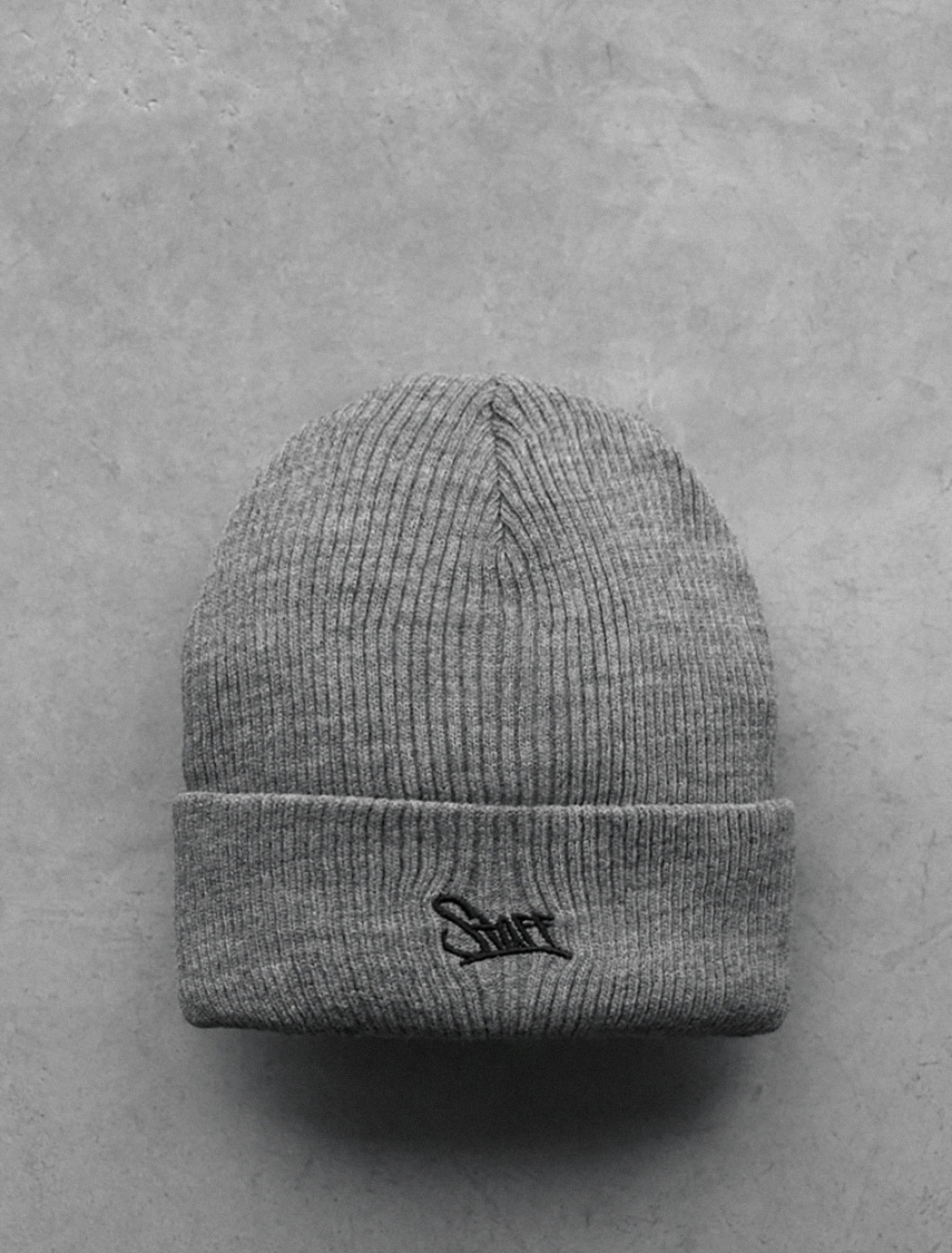 Czapka Staff 6 gray logo