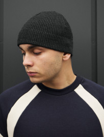 Czapka Staff 11 graphite