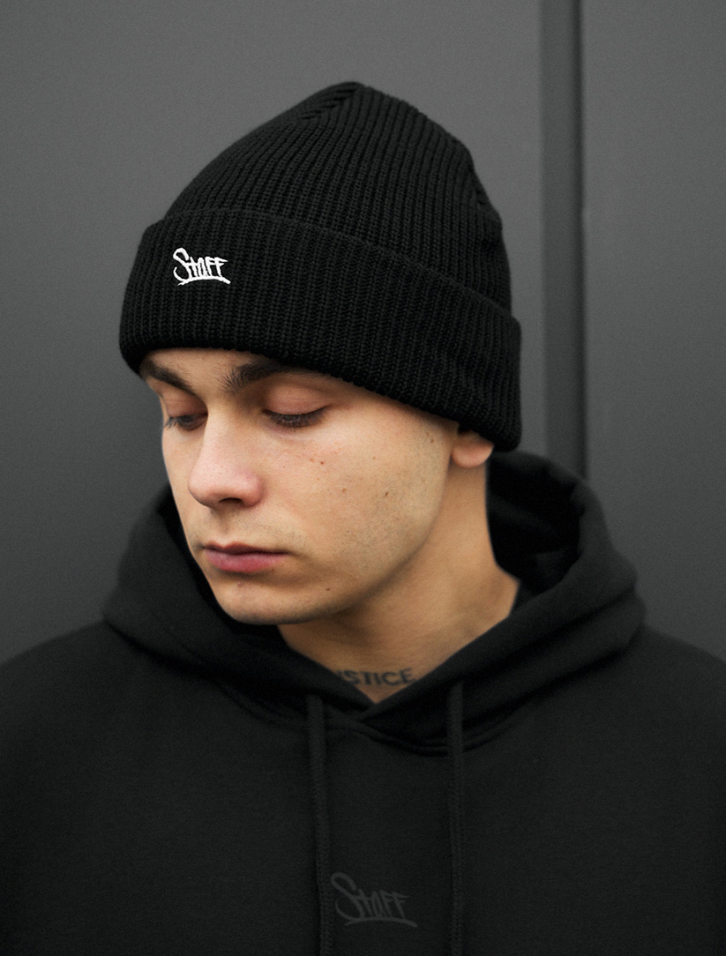 Czapka Staff 12 logo black