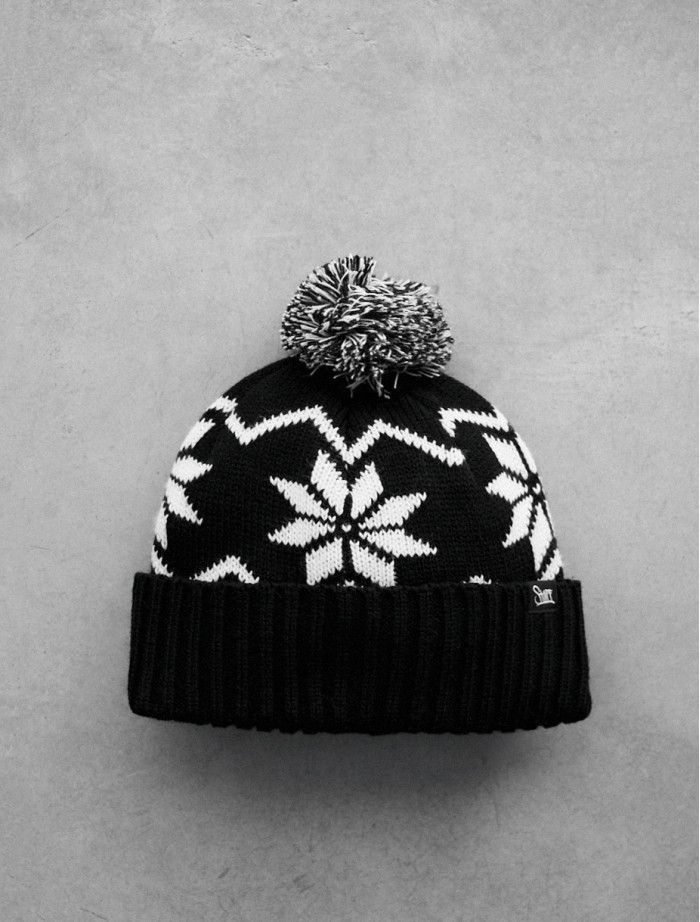 Czapka Staff black & white pattern pompon
