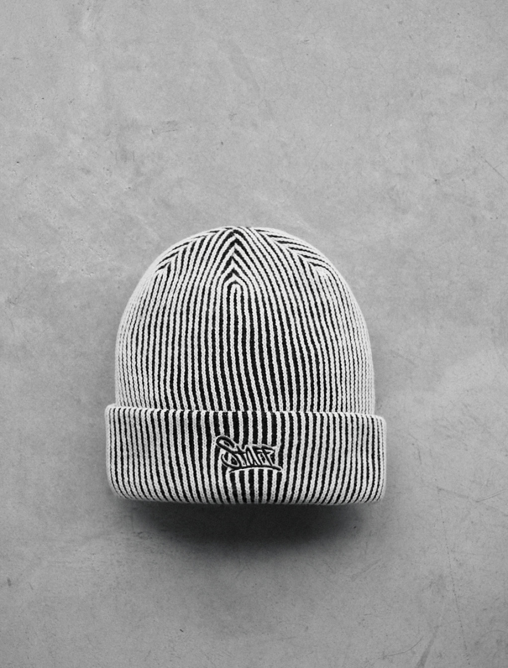 Czapka Staff white & black stripes logo