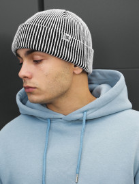 Czapka Staff white & black stripes