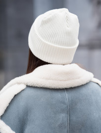 Czapka Staff 2 milk basic