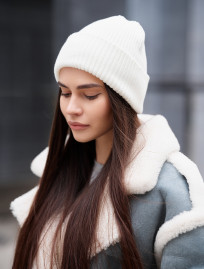 Czapka Staff 2 milk basic