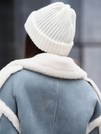 Czapka Staff 17 milk