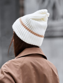 Czapka Staff 2 milk line