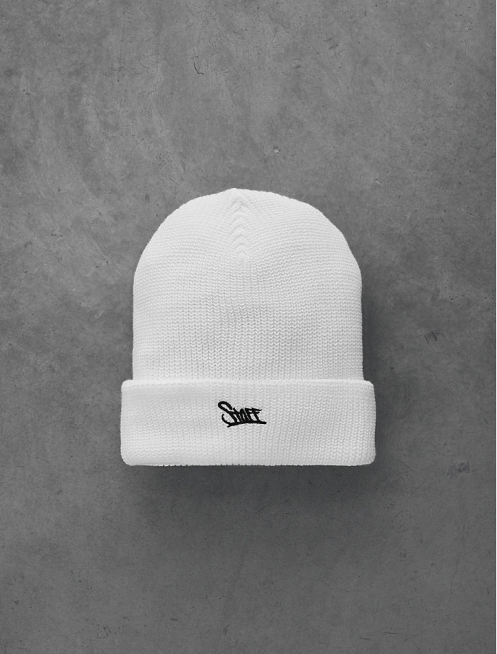 Czapka Staff 12 logo white