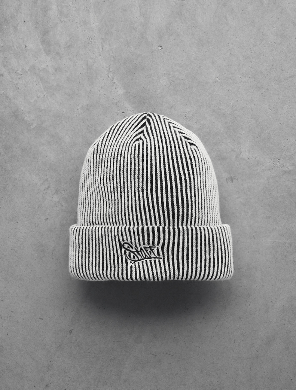 Czapka Staff white & black stripes logo