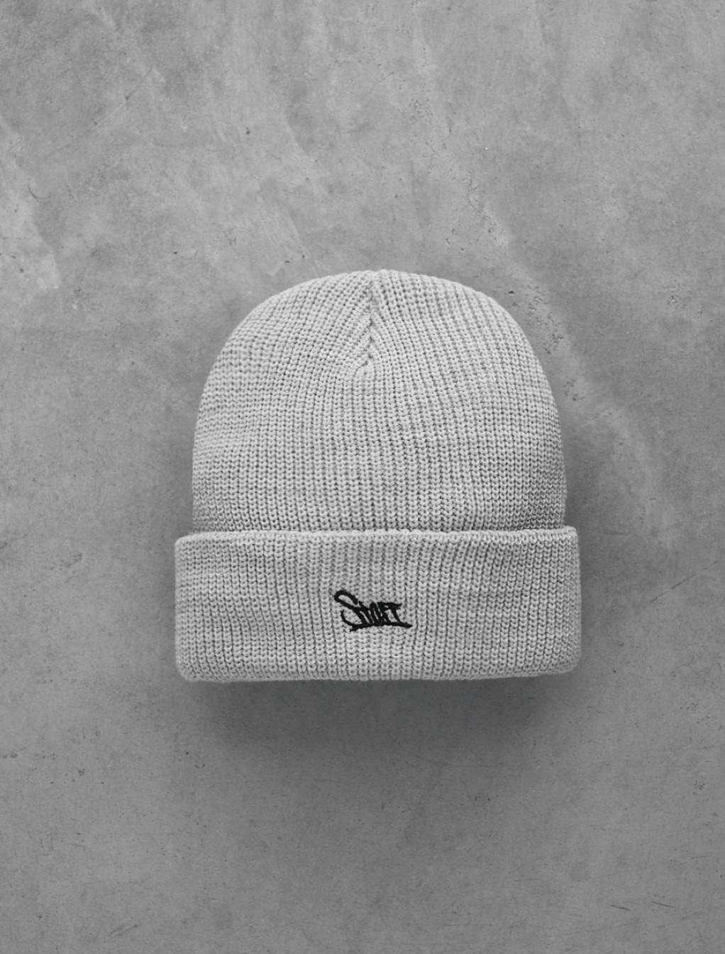 Czapka Staff 17 logo light gray