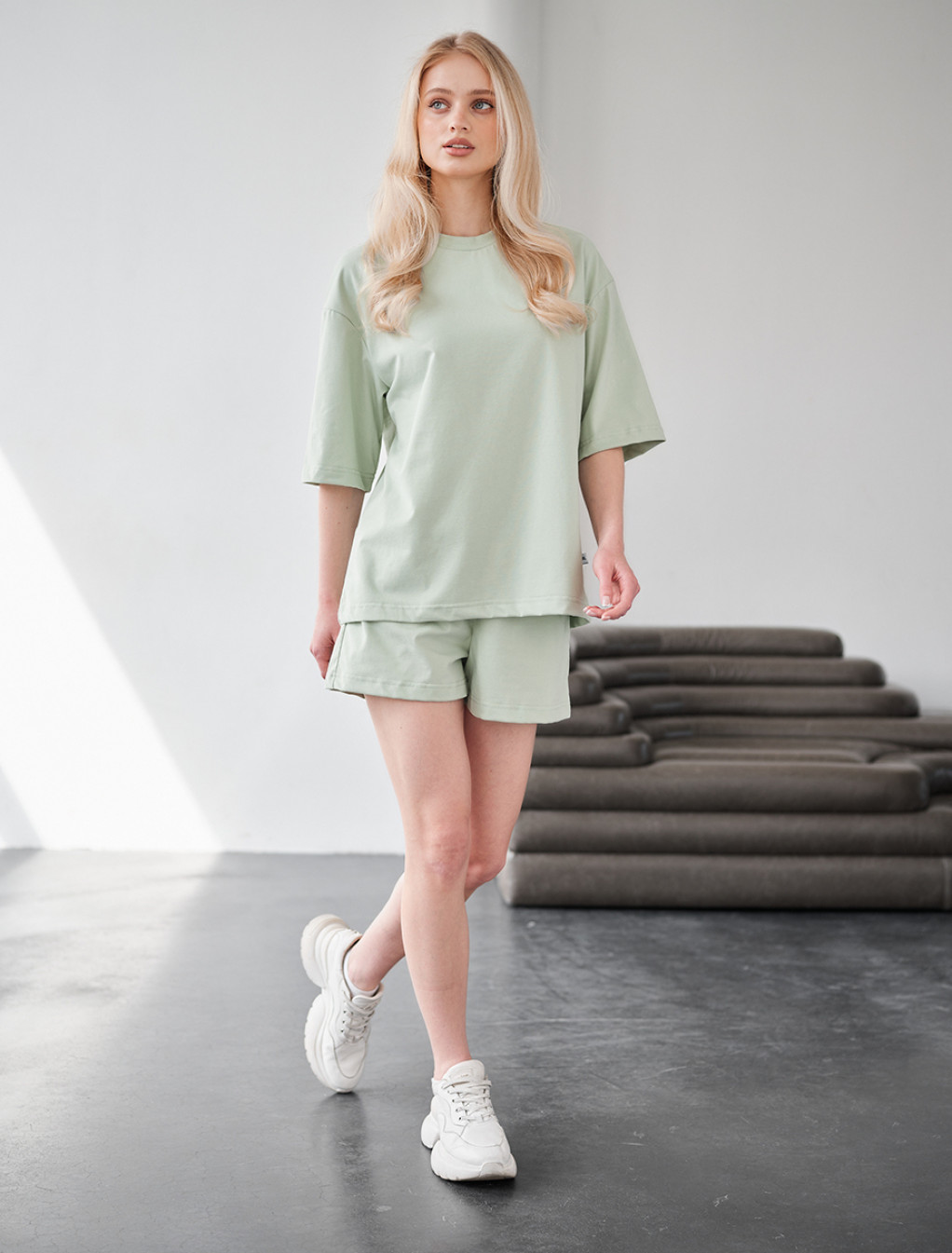 Komplet koszulka + spodenki Staff me mint oversize