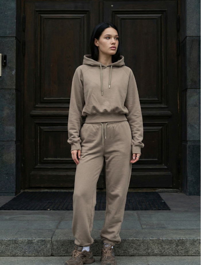 Dres Staff meg light brown